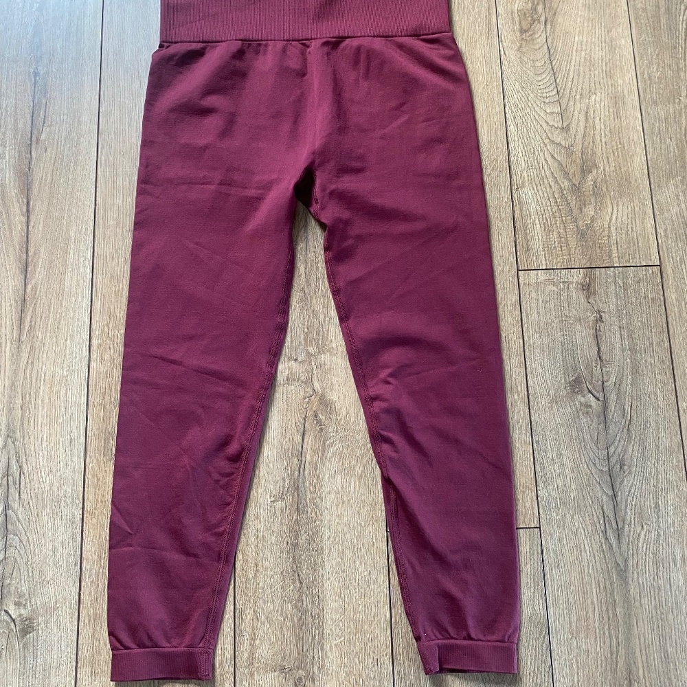Knix Good To Go seamless legging